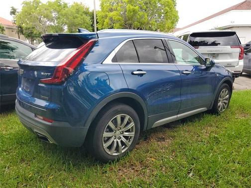 2019 Cadillac XT4 Premium Luxury