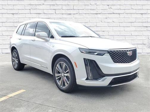 2025 Cadillac XT6 Premium Luxury FWD