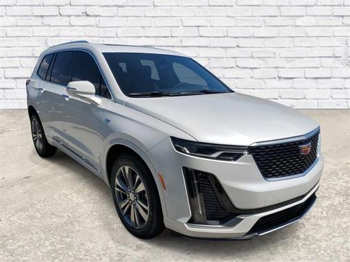 2025 Cadillac XT6 Premium Luxury FWD