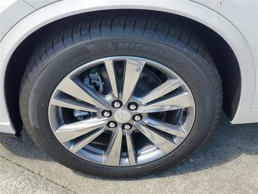 2025 Cadillac XT6 Premium Luxury FWD
