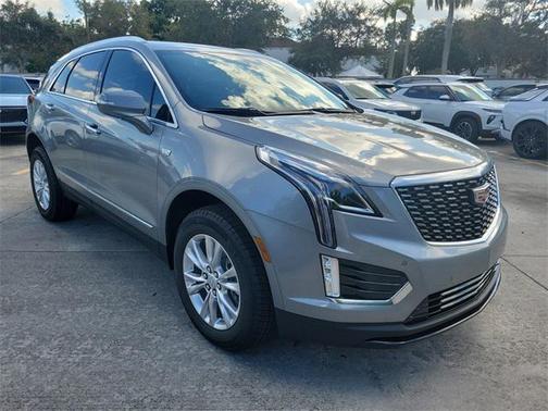2026 Cadillac XT5 Luxury