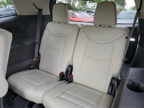 2025 Cadillac XT6 Premium Luxury FWD