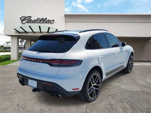 2023 Porsche Macan Base