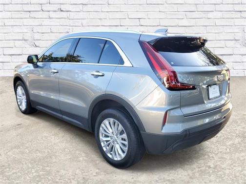 2024 Cadillac XT4 Luxury