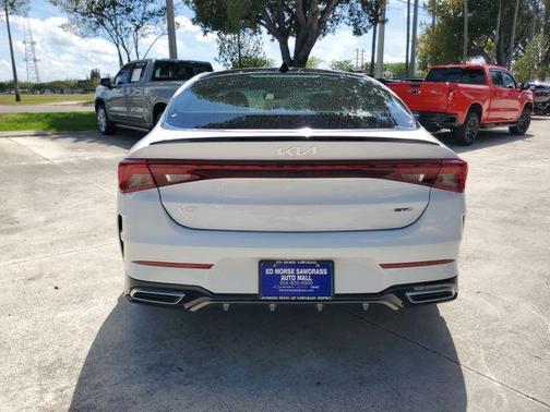 Glacial White Pearl 2024 Kia K5 GT-Line