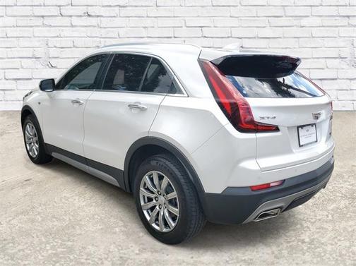 2021 Cadillac XT4 Premium Luxury
