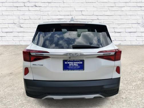 2023 Kia Seltos LX
