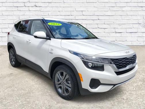2023 Kia Seltos LX