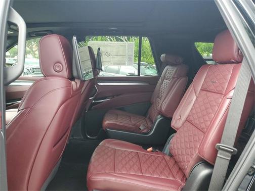 2025 Cadillac Escalade Premium Luxury