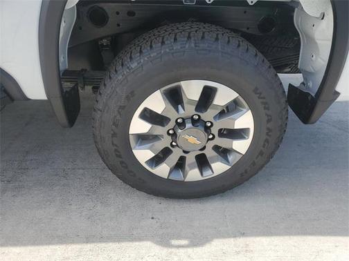 2025 Chevrolet Silverado 2500 Custom