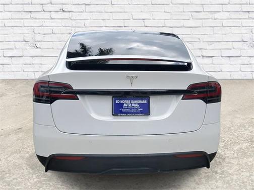 2022 Tesla Model X Dual Motor All-Wheel Drive