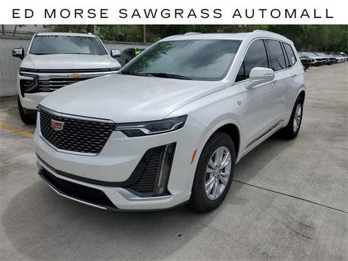 2025 Cadillac XT6 Luxury FWD