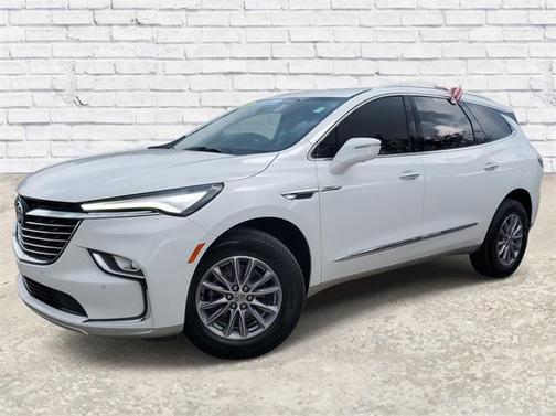 2024 Buick Enclave Essence FWD