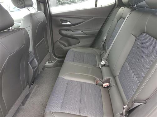 2025 Buick Envista Preferred FWD