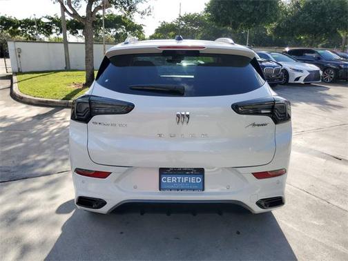 2024 Buick Encore GX Avenir