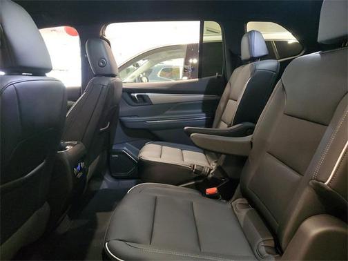 2025 Buick Enclave Preferred FWD