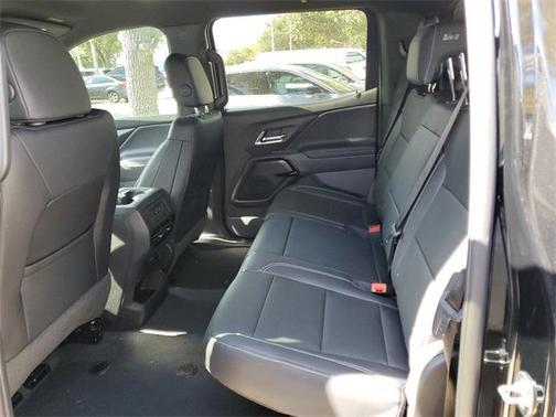 2025 Chevrolet Silverado EV LT