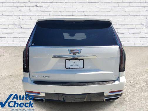 Crystal White Tricoat 2025 Cadillac Escalade ESV Premium Luxury