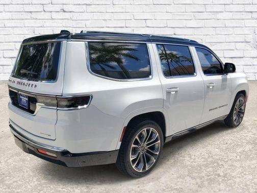 Bright White Clearcoat 2023 Jeep Grand Wagoneer Series III 4x4