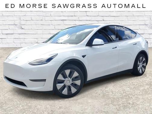 2024 Tesla Model Y Standard Range