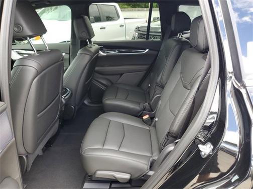 2025 Cadillac XT6 Premium Luxury FWD