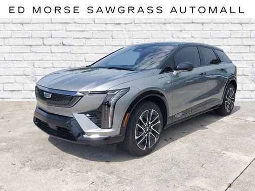 Argent Silver Metallic 2026 Cadillac OPTIQ Sport