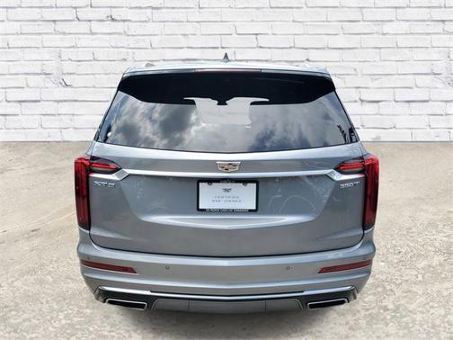 2024 Cadillac XT6 Luxury FWD