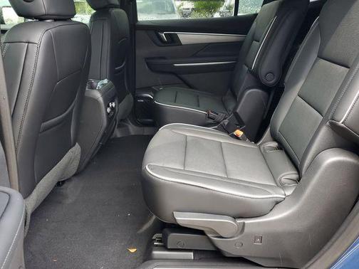 ocean blue metallic 2026 Buick Enclave Preferred