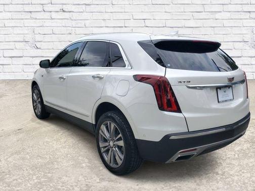 Crystal White Tricoat 2024 Cadillac XT5 Premium Luxury