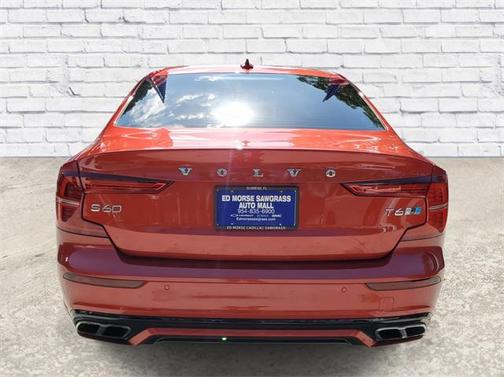 2019 Volvo S60 T6 R-Design