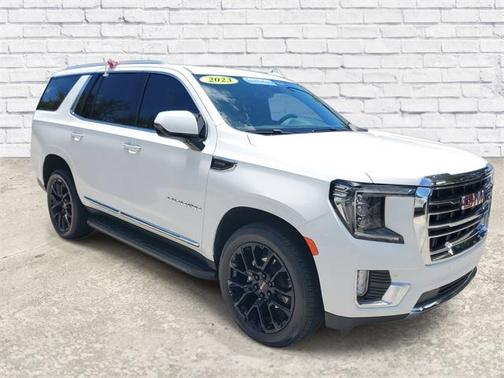 2023 GMC Yukon SLT
