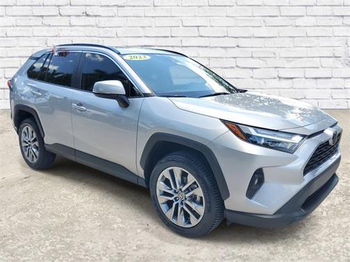 2023 Toyota RAV4 XLE Premium