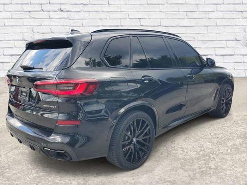Black Sapphire Metallic 2022 BMW X5 sDrive40i