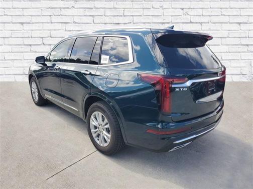 2025 Cadillac XT6 Luxury FWD