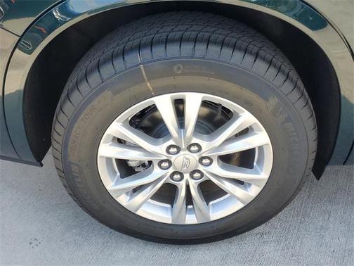 2025 Cadillac XT6 Luxury FWD