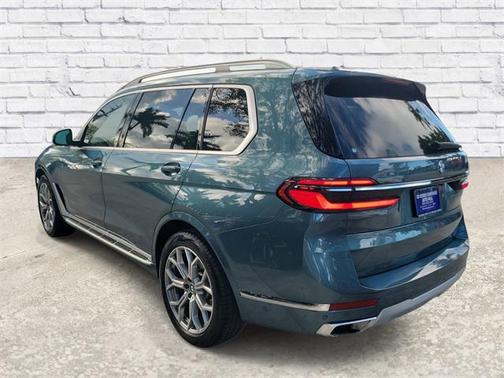 2023 BMW X7 xDrive40i