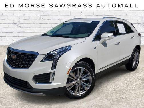 Crystal White Tricoat 2024 Cadillac XT5 Premium Luxury