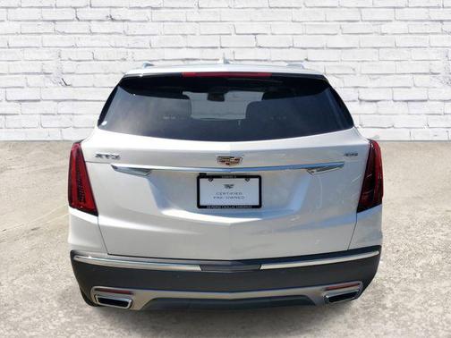 Crystal White Tricoat 2024 Cadillac XT5 Premium Luxury