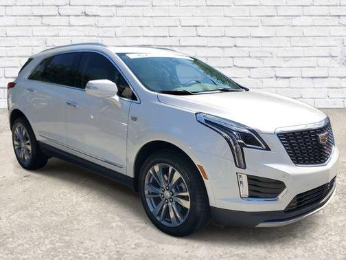 Crystal White Tricoat 2024 Cadillac XT5 Premium Luxury