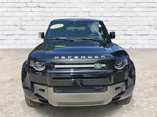 2023 Land Rover Defender 110 X-Dynamic SE