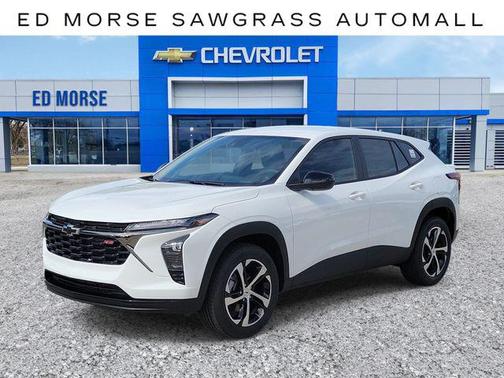 Summit White 2026 Chevrolet Trax FWD 1RS