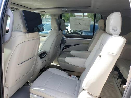 2025 Cadillac Escalade ESV Sport Platinum