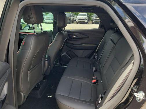 Mosaic Black Metallic 2026 Chevrolet Trailblazer RS
