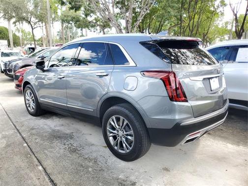 2022 Cadillac XT5 Premium Luxury