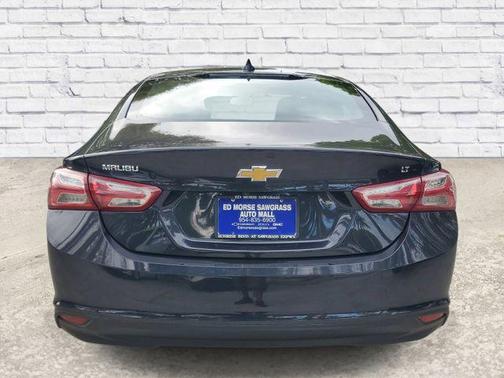 Dark Ash Metallic 2022 Chevrolet Malibu FWD LT