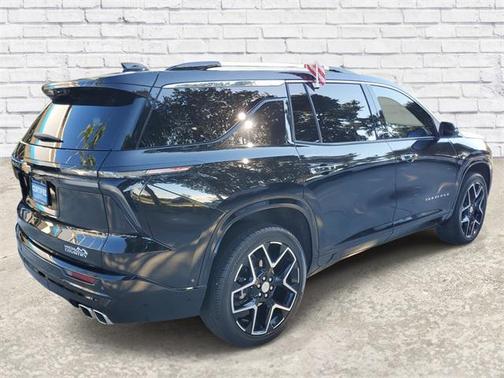 2025 Chevrolet Traverse RS