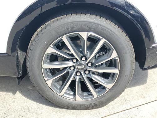 Vibrant White Tricoat 2026 Cadillac LYRIQ Sport