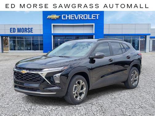 Mosaic Black Metallic 2026 Chevrolet Trax LT