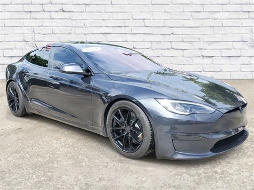 2024 Tesla Model S Long Range