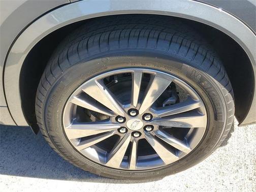 2025 Cadillac XT6 Premium Luxury FWD